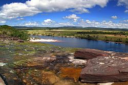  Laguna Canaima