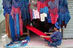  Tkaczka w Santiago de Atitlan