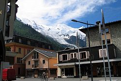 ... Chamonix - widok na Mont Blanc